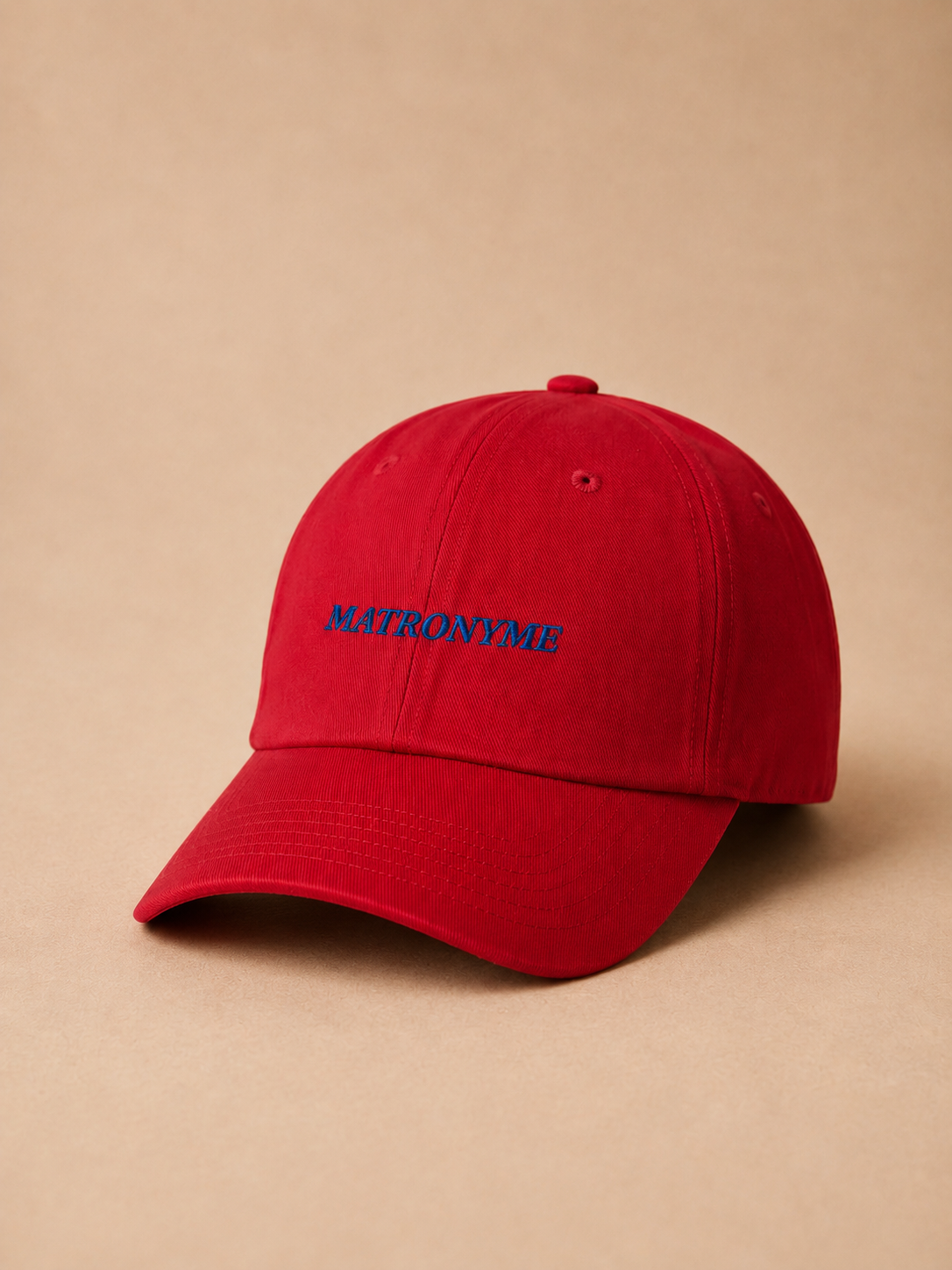 Casquette brodée Matronyme – vue 2 | Inès m.