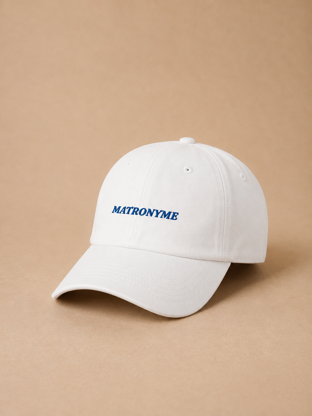 Casquette brodée Matronyme – vue 3 | Inès m.