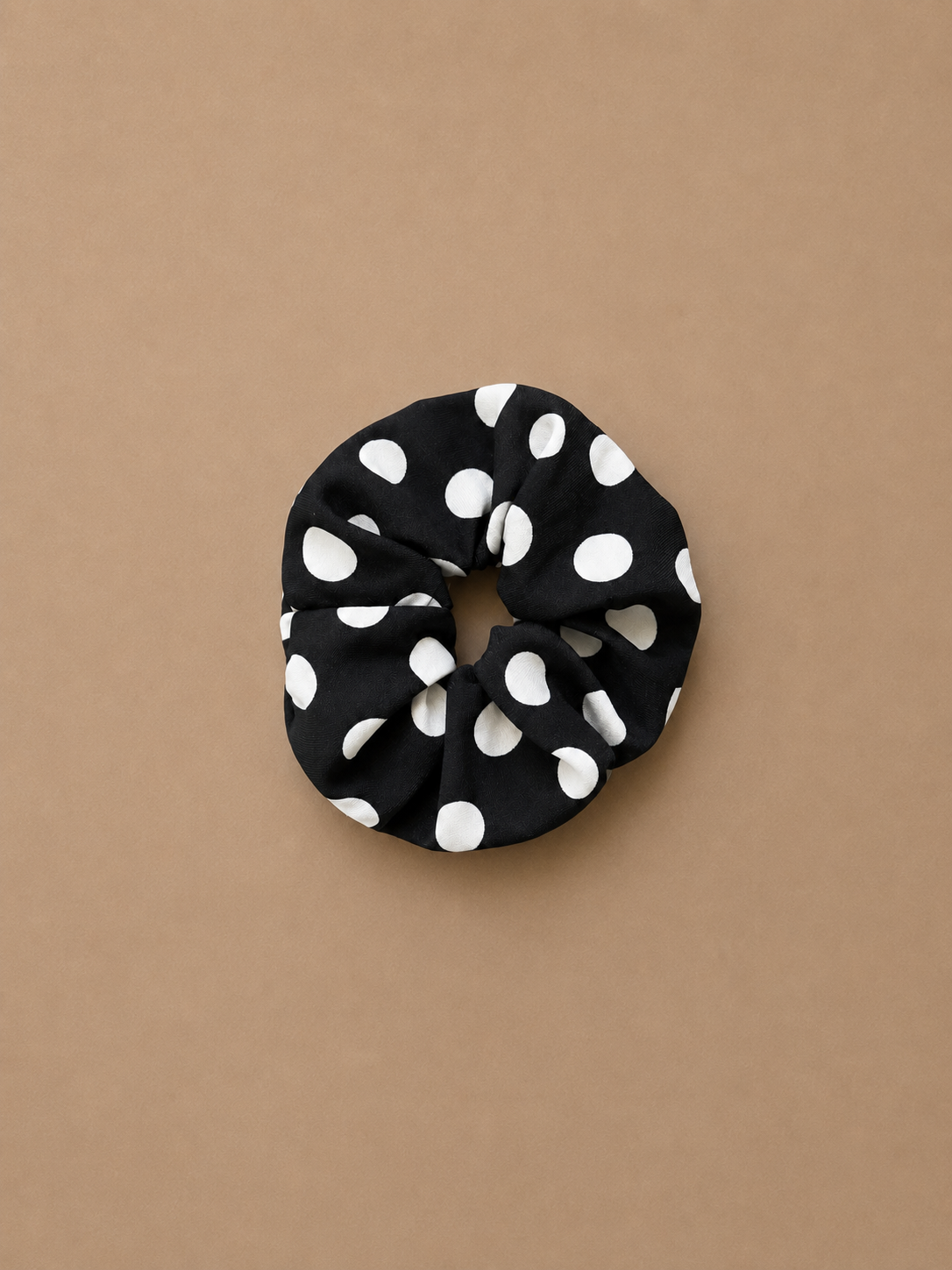 Chouchou noir à pois blancs – vue produit