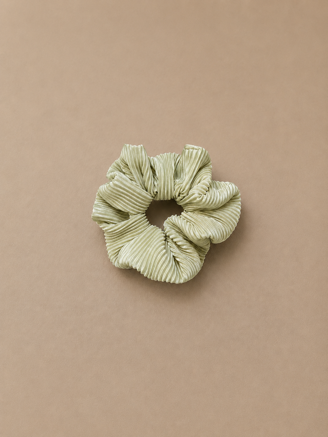 Chouchou satiné plissé vert pistache – vue produit